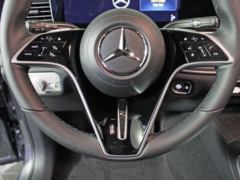 Certified 2026 Mercedes-Benz GLE 450 4MATIC image 18