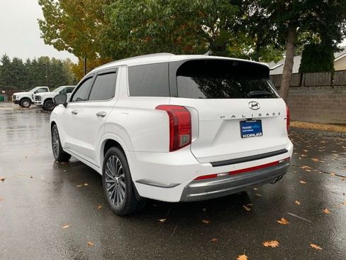 Certified 2025 Hyundai Palisade Calligraphy image 3