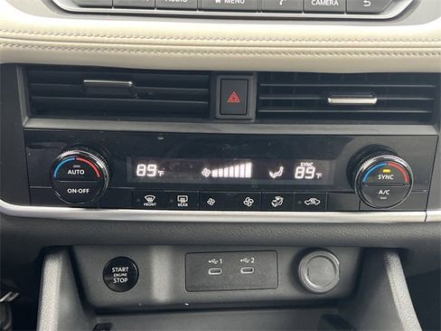 Certified 2024 Nissan Rogue SV image 7