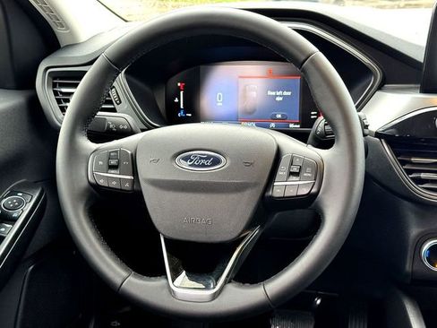 Certified 2024 Ford Escape Active image 25