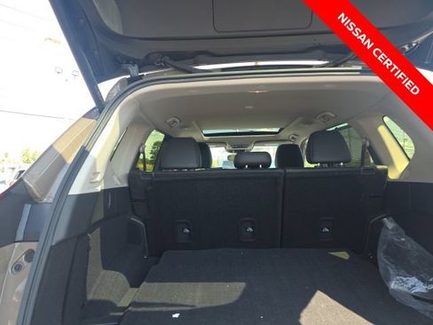 Certified 2024 Nissan Rogue SV w/ SV Premium Package AWD/4WD image 16