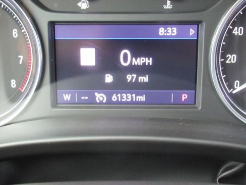 Used 2020 Buick Enclave Essence w/ Sound and Sites Package image 34