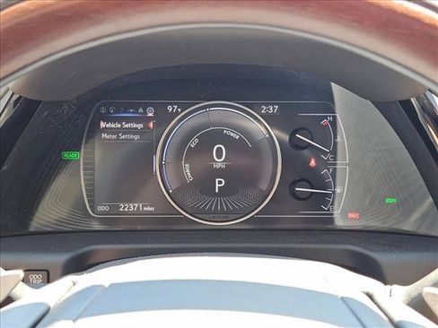 Used 2024 Lexus ES 300h w/ Accessory Package (Z2) FWD image 12