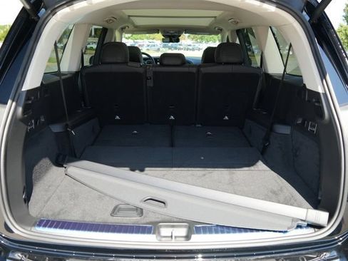 Certified 2026 Mercedes-Benz GLS 450 4MATIC image 18