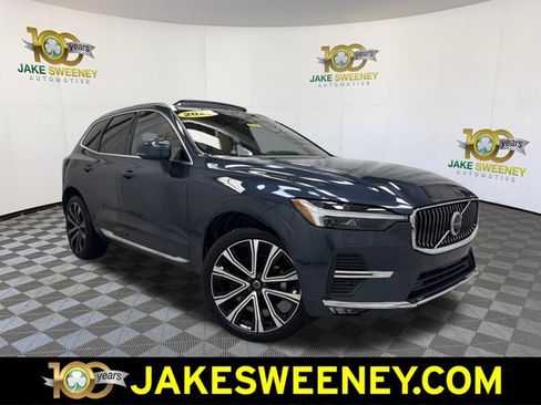 Used 2023 Volvo XC60 B5 Ultimate w/ Climate Package image 1