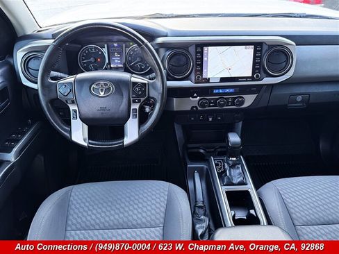 Used 2022 Toyota Tacoma SR5 RWD image 12