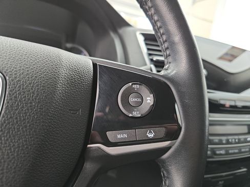 Used 2022 Honda Pilot Touring image 19