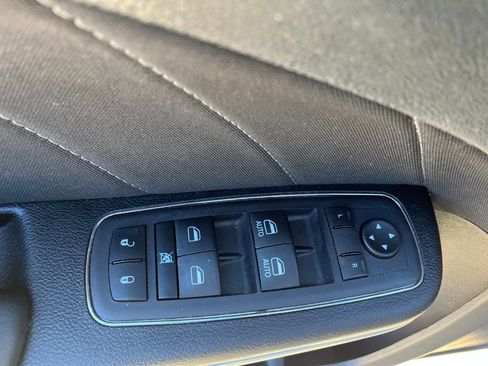 Used 2023 Dodge Charger SXT image 14