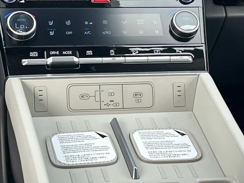 New 2026 Hyundai Santa Fe Calligraphy image 29