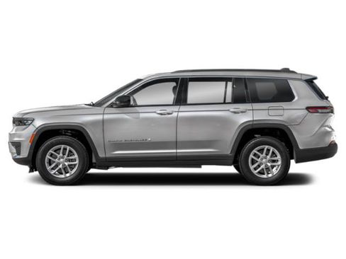 Certified 2025 Jeep Grand Cherokee L Limited w/ Black Appearance Package AWD/4WD image 3