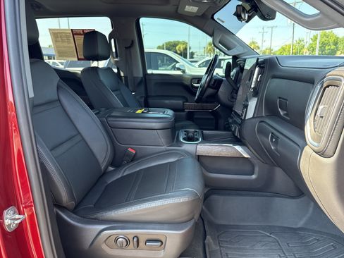 Used 2021 GMC Sierra 1500 Denali w/ Denali Ultimate Package AWD/4WD image 33