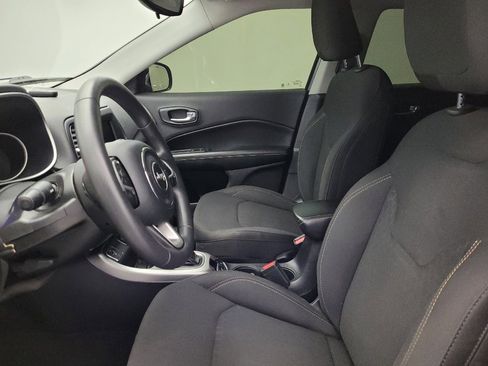 Used 2019 Jeep Compass Sport image 17