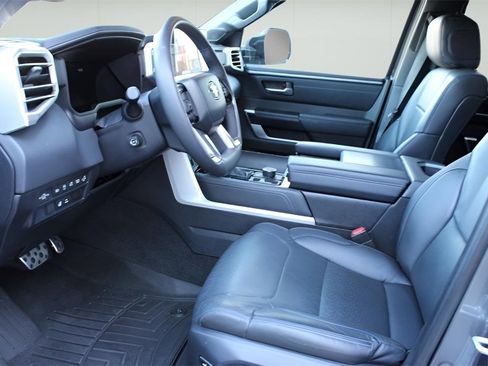 Used 2024 Toyota Tundra Platinum image 8