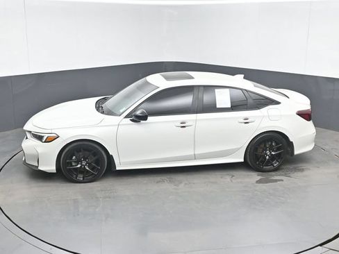 Used 2025 Honda Civic Sport image 33