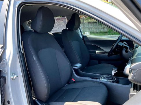 Used 2024 Hyundai Kona SEL AWD/4WD image 7