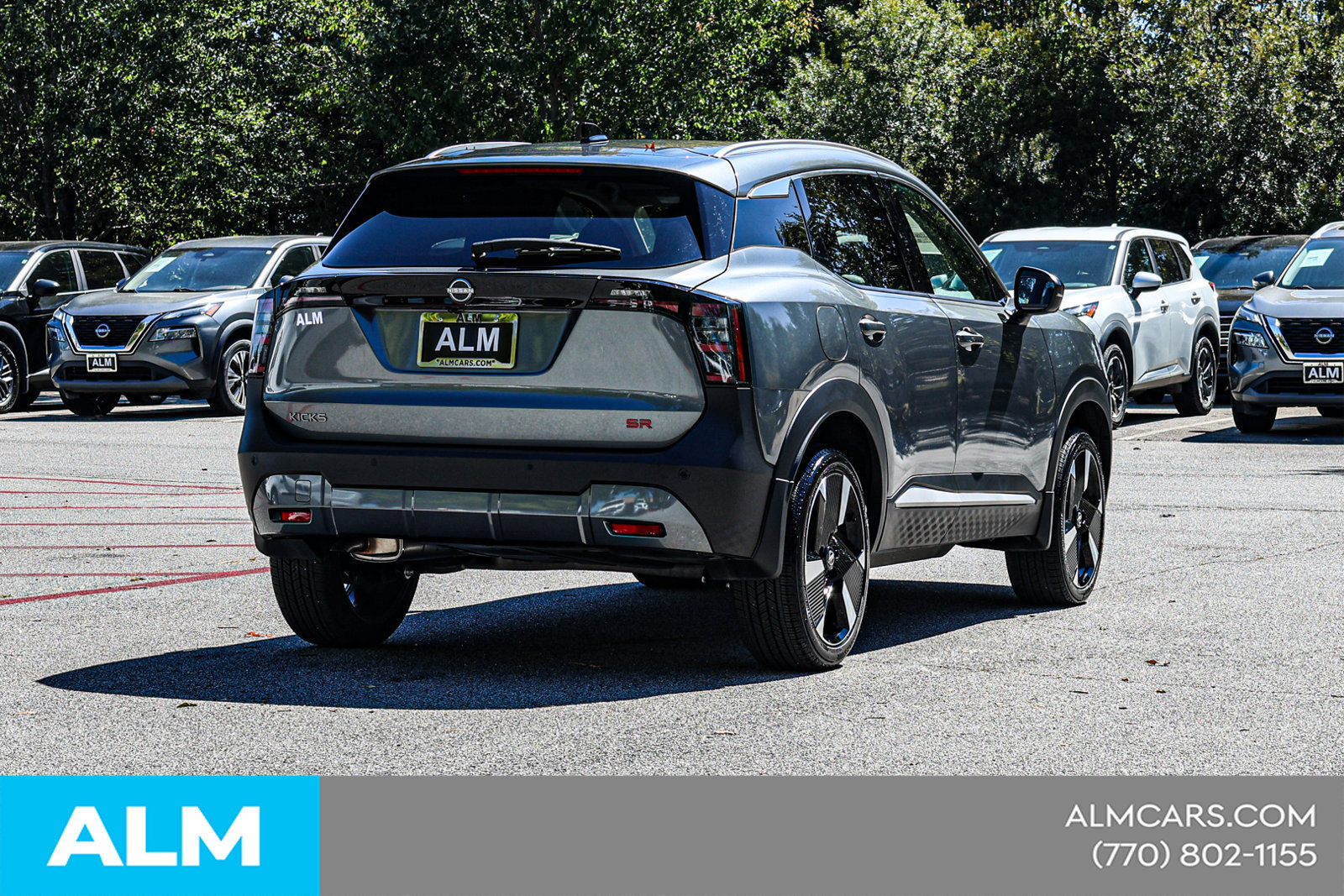 Used 2026 Nissan Kicks SR FWD image 6