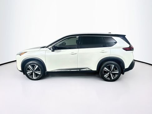 Used 2023 Nissan Rogue SL w/ SL Premium Package FWD image 4