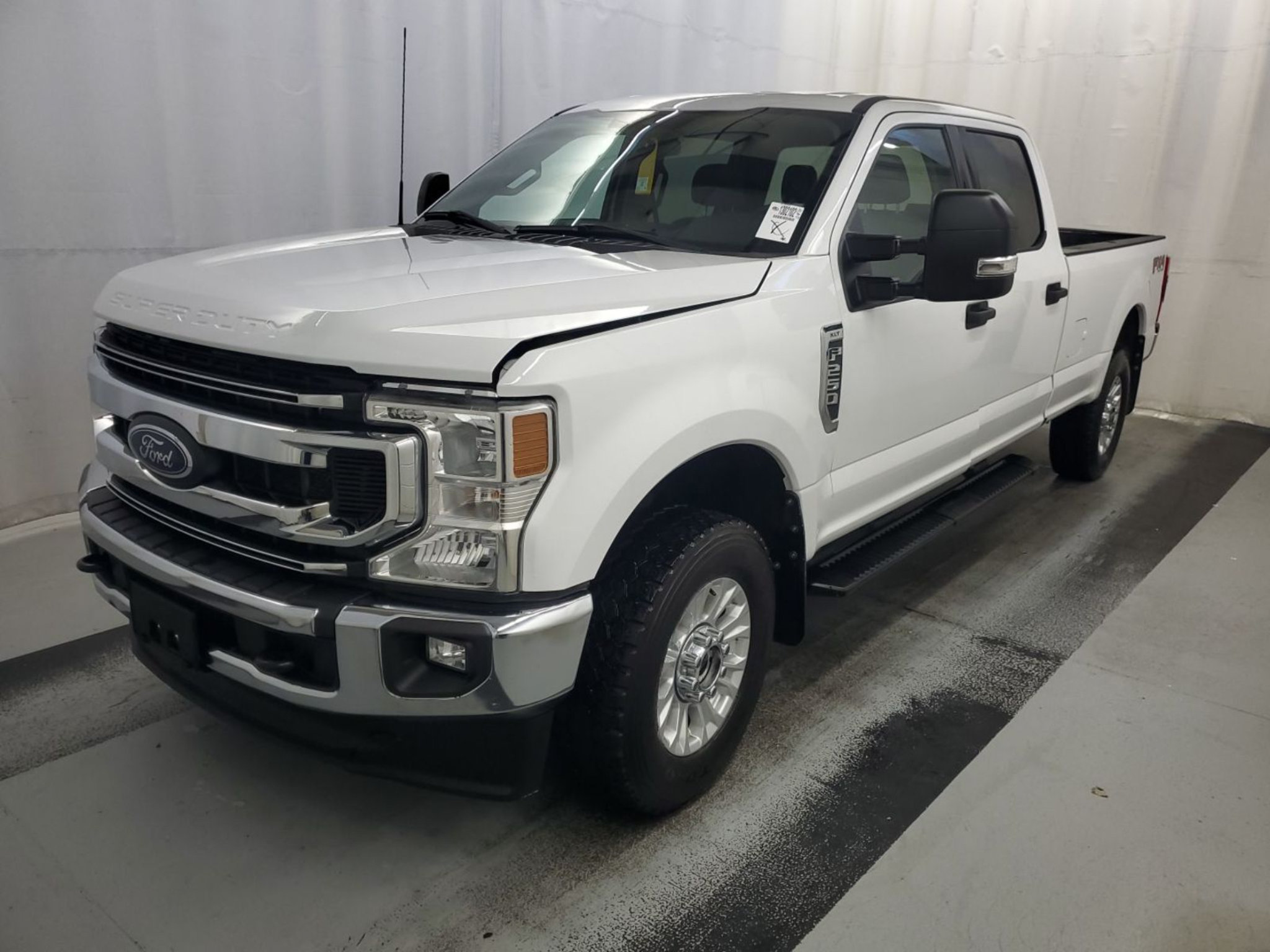 Used 2021 Ford F250 XLT w/ XLT Value Package AWD/4WD image 1