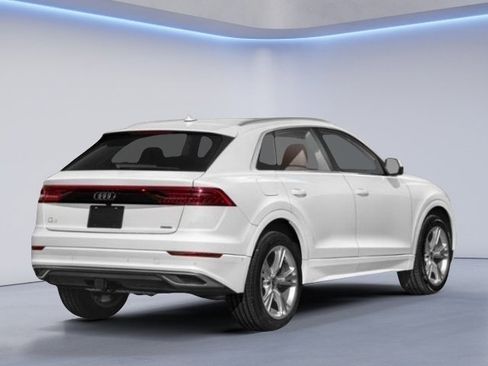 Used 2022 Audi Q8 Premium Plus image 2