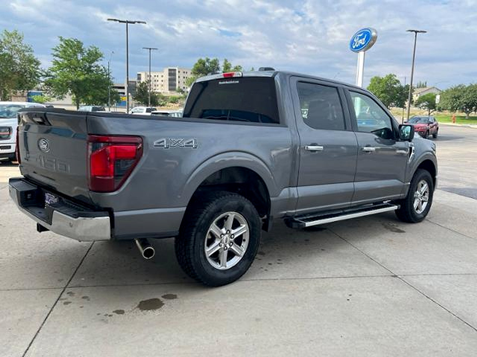 Used 2024 Ford F150 XLT AWD/4WD image 5