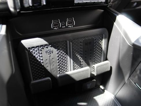 New 2026 RAM 3500 Laramie AWD/4WD image 26