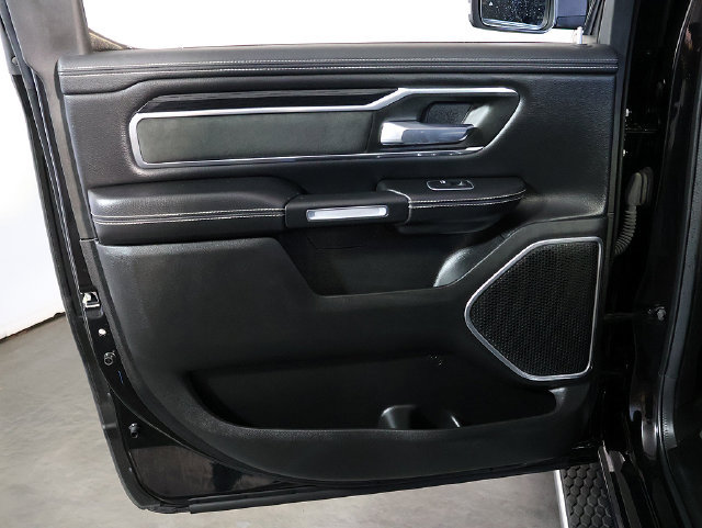 Used 2023 RAM 1500 Laramie AWD/4WD image 28