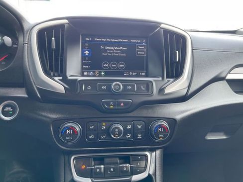 Certified 2024 GMC Terrain SLE w/ Driver Convenience Package image 13