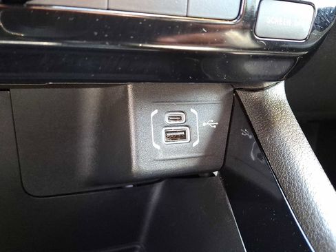 Used 2025 Jeep Compass Limited AWD/4WD image 24