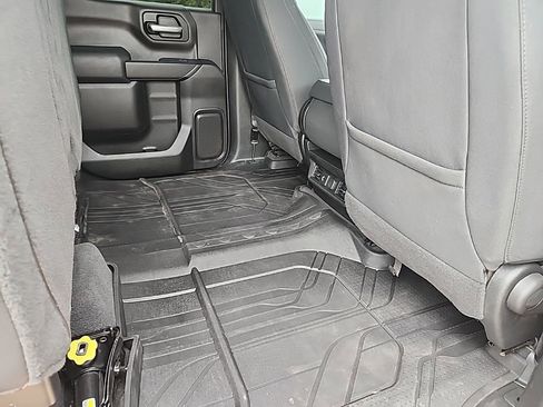 Used 2022 Chevrolet Silverado 1500 LT w/ Bed Protection Package AWD/4WD image 17