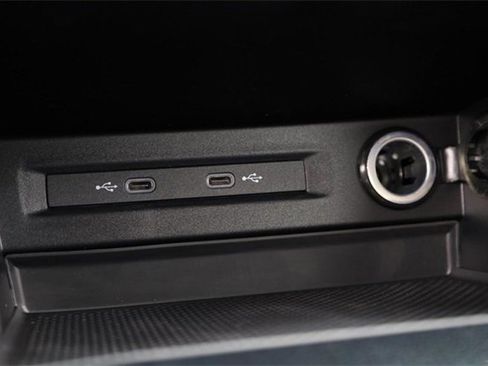 New 2025 Volkswagen Taos S image 17