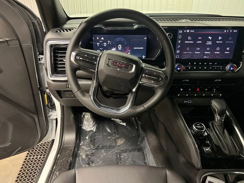New 2026 GMC Canyon Elevation w/ Convenience Package AWD/4WD image 17