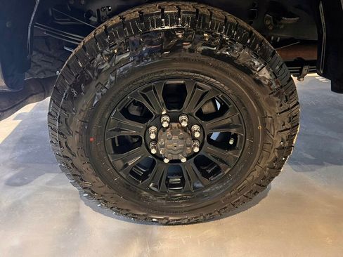 Used 2022 Ford F250 Lariat w/ Tremor Off-Road Package AWD/4WD image 12