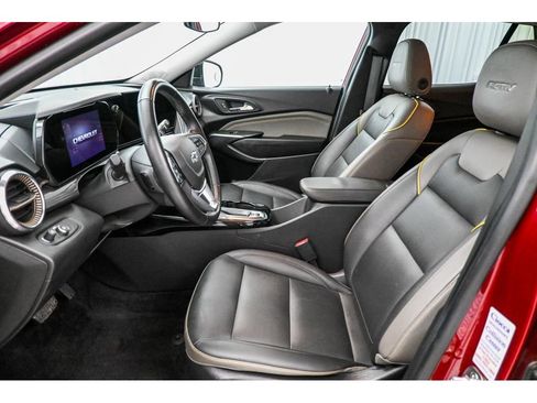 Used 2024 Chevrolet Trax ACTIV FWD image 10