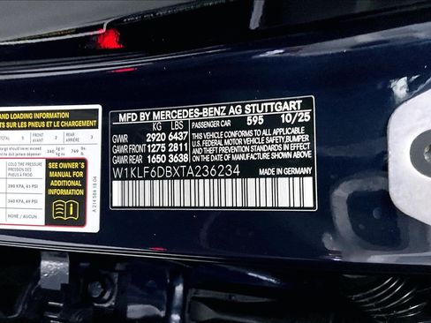 Used 2026 Mercedes-Benz E 53 AMG e 4MATIC Sedan image 32