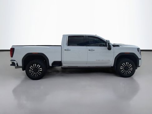 Used 2024 GMC Sierra 2500 Denali Ultimate w/ Max Trailering Package image 6