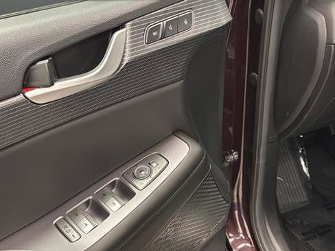 Used 2024 Hyundai Palisade Limited image 22