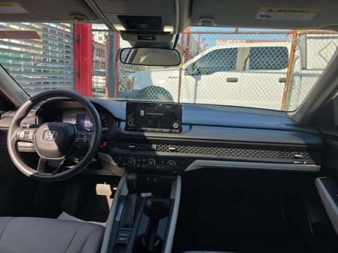 Used 2024 Honda Accord EX image 11
