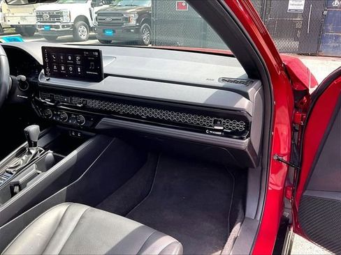 Used 2023 Honda Accord Sport image 17