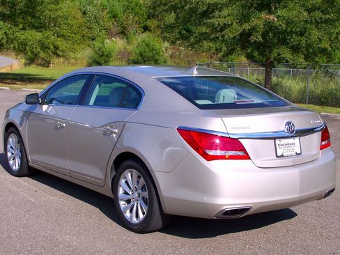 Used 2014 Buick LaCrosse image 2
