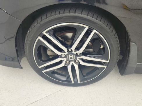 Used 2016 Honda Accord Touring image 26