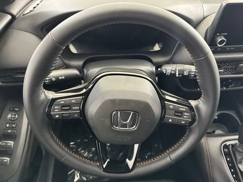 Certified 2025 Honda HR-V Sport image 28