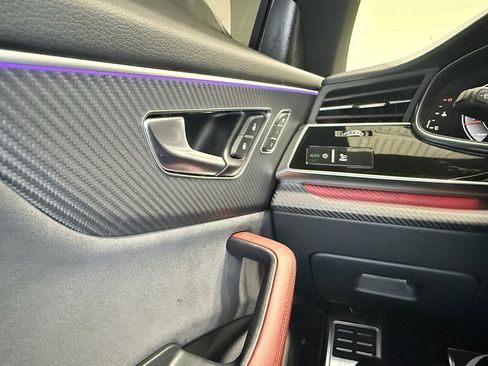 Used 2024 Audi SQ8 Prestige w/ Prestige Package image 32