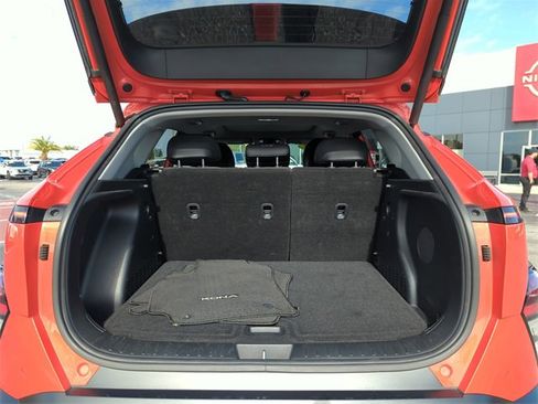 Used 2024 Hyundai Kona Limited image 14