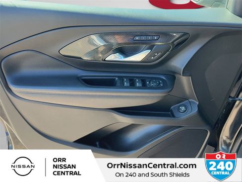 Used 2023 GMC Terrain AT4 image 16