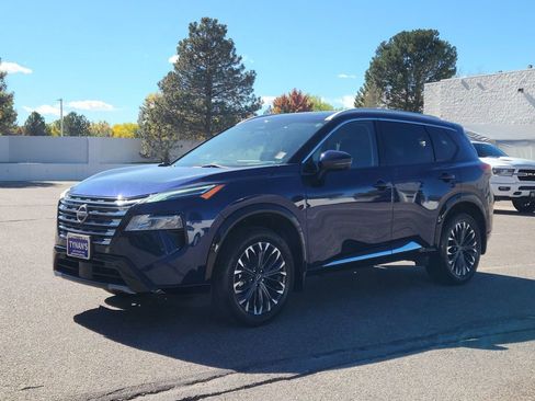 Certified 2024 Nissan Rogue Platinum w/ Platinum Premium Package image 6