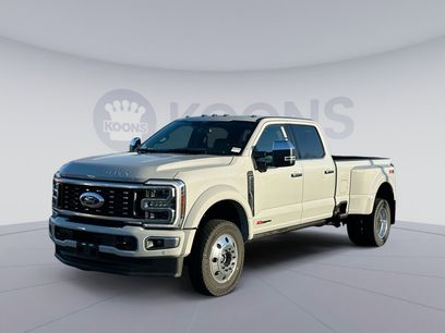 New 2026 Ford F450 Platinum w/ Platinum Plus Package