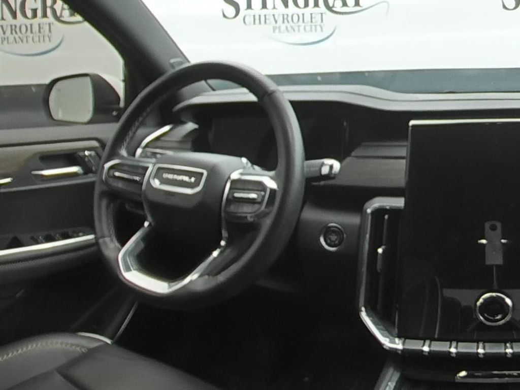 Used 2025 GMC Acadia Denali w/ LPO, Floor Liner Package FWD image 16