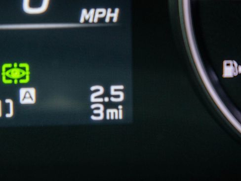 New 2026 Subaru Crosstrek 2.5i Limited w/ Crosstrek Mirror Package image 32