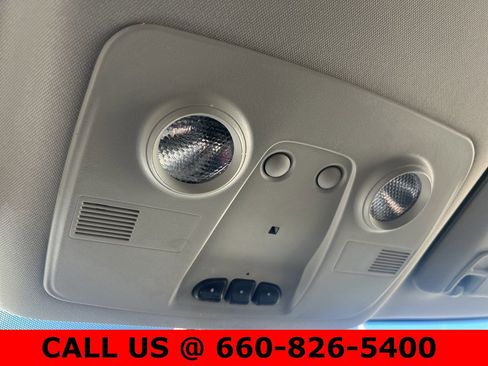 Used 2010 Chevrolet Traverse LT w/ LT Special Edition Package image 19