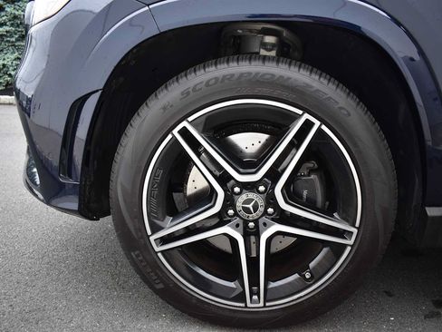Used 2022 Mercedes-Benz GLS 450 4MATIC image 17